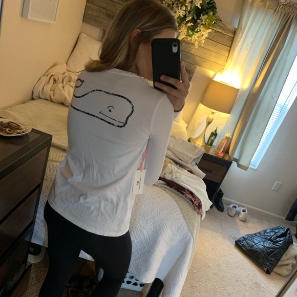 Vineyards vines tee - Picture 2 of 4